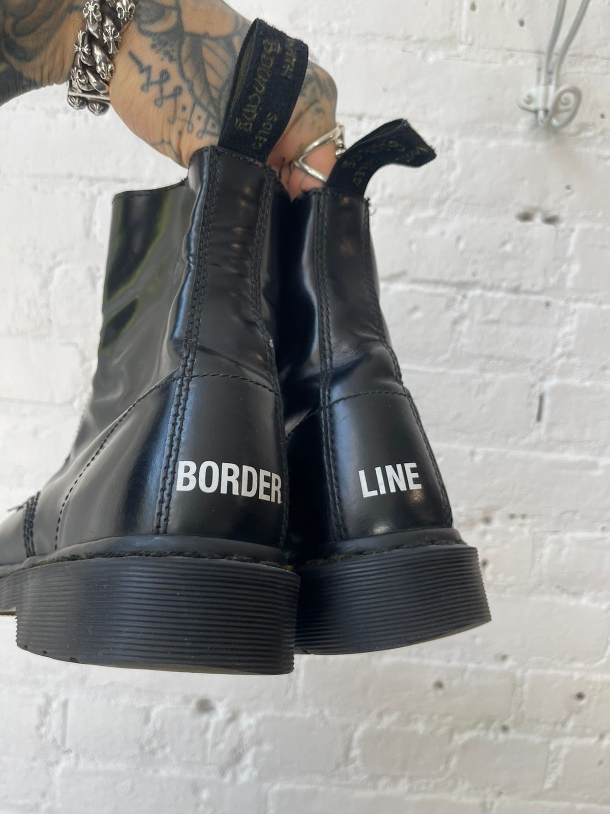 Vetements X Doc Martens BORDER LINE leather Boots SZ 10