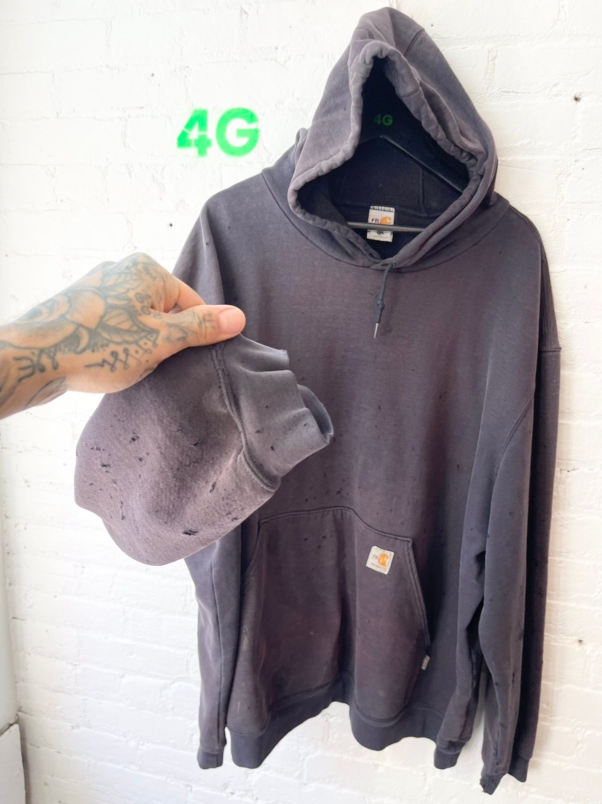 Vintage THRASHED BAGGY CARHARTT HOODIE FUCKED UP
