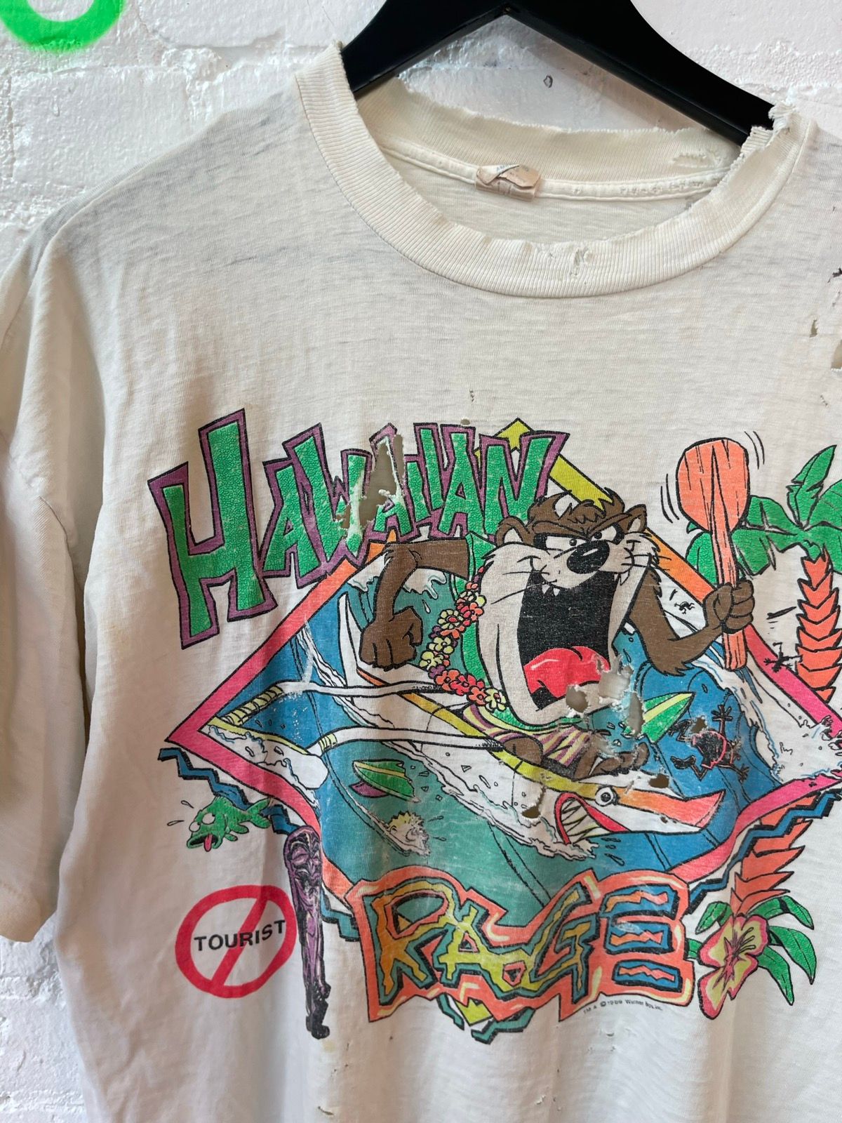 Vintage 90s THRASHED NO TOURIST Shirt XL Single Stitch