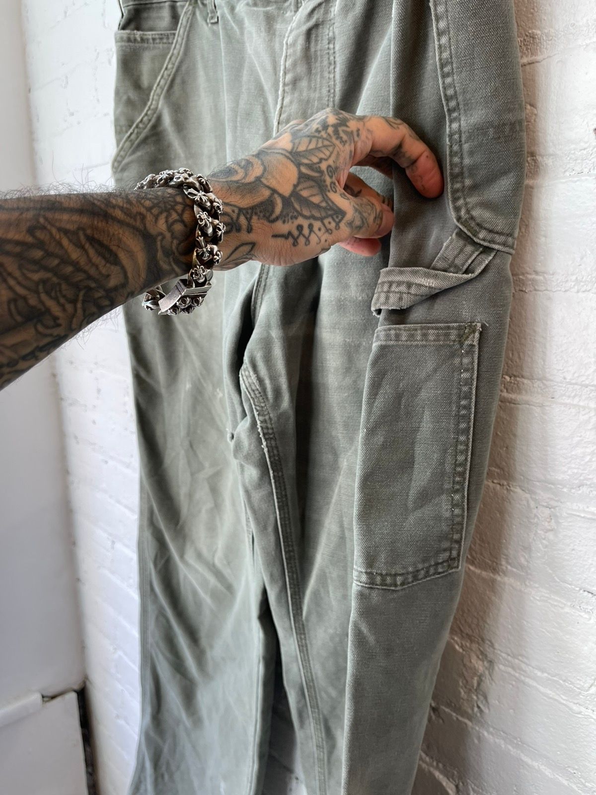 Vintage Carhartt THRASHED Faded Olive Pants Jeans Baggy