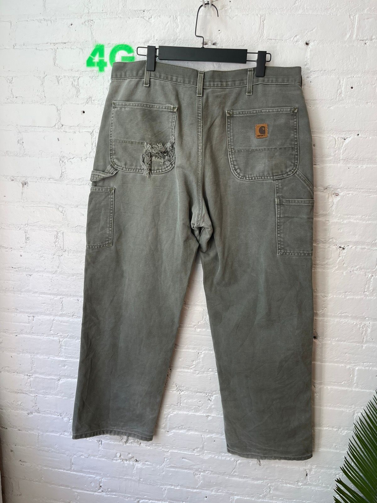 Vintage Carhartt THRASHED Faded Olive Pants Jeans Baggy